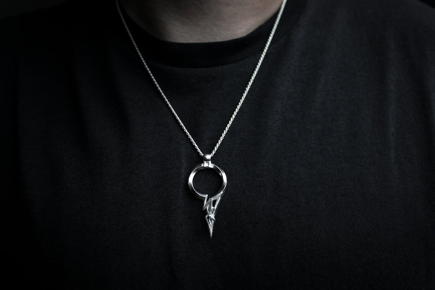 [POLISHED] INVERSE GAIN PENDANT