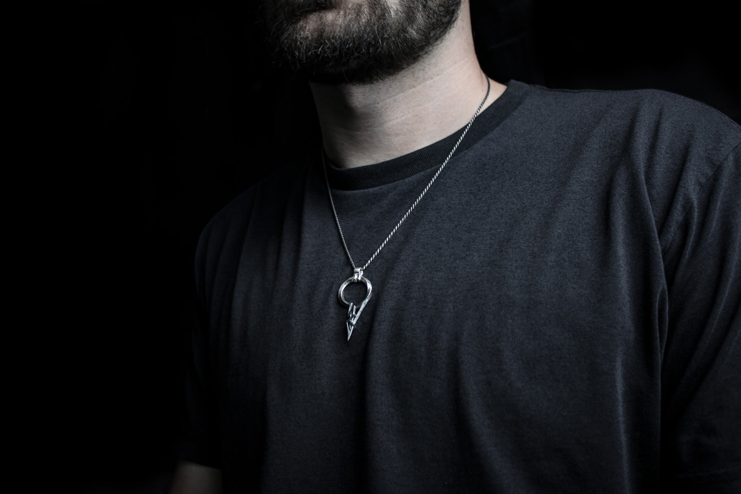 [POLISHED] INVERSE GAIN PENDANT