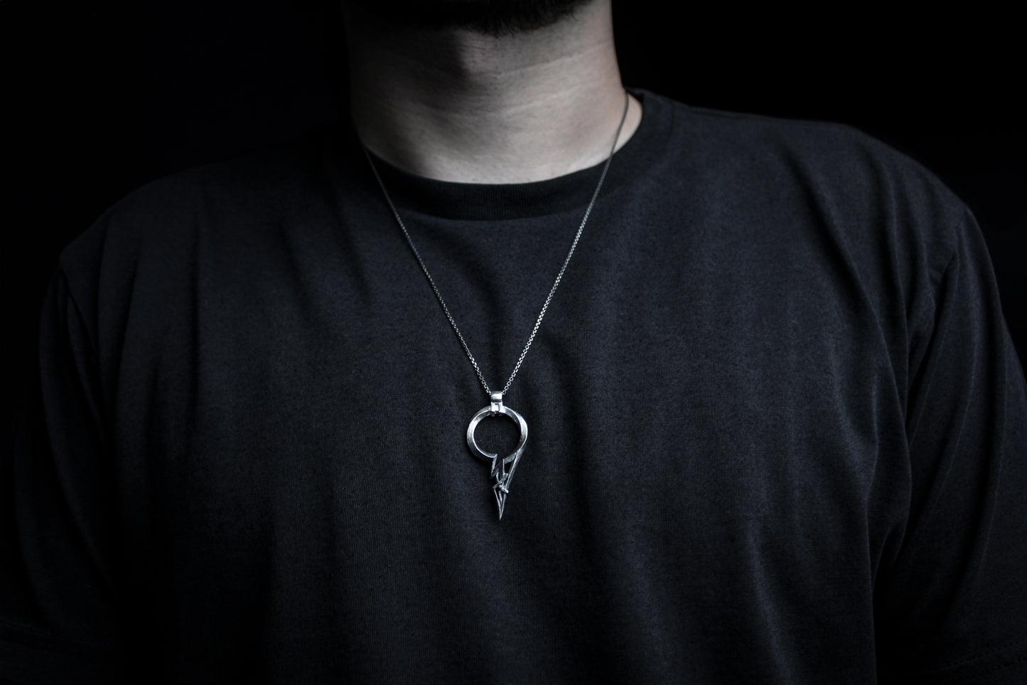[TWO TONE] INVERSE GAIN PENDANT