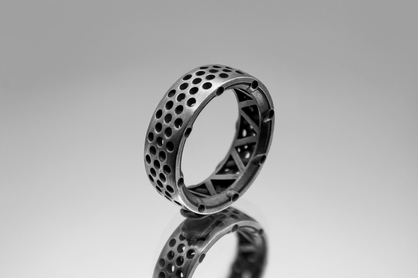 PERFORATED CHASSIS RING